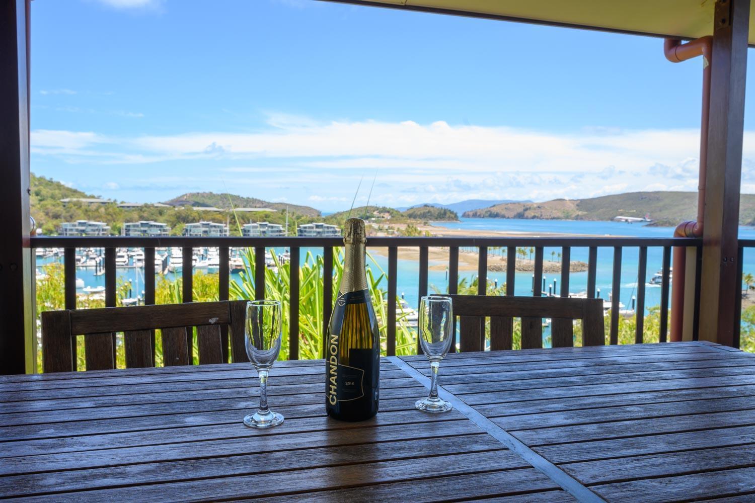 Casuarina Cove Apartments Hamilton Island Exteriör bild